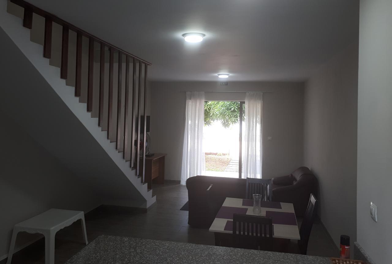 Residence Riva Bella Порт Луи Екстериор снимка